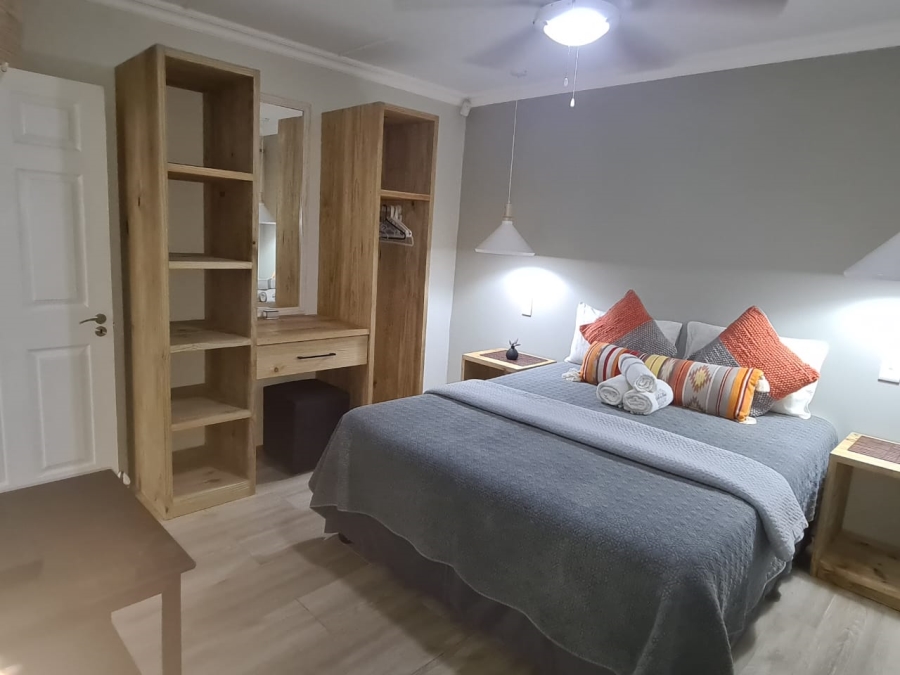 5 Bedroom Property for Sale in Kenton On Sea Eastern Cape